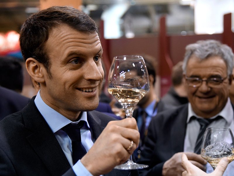 emmanuel macron bodega francesa presidencial