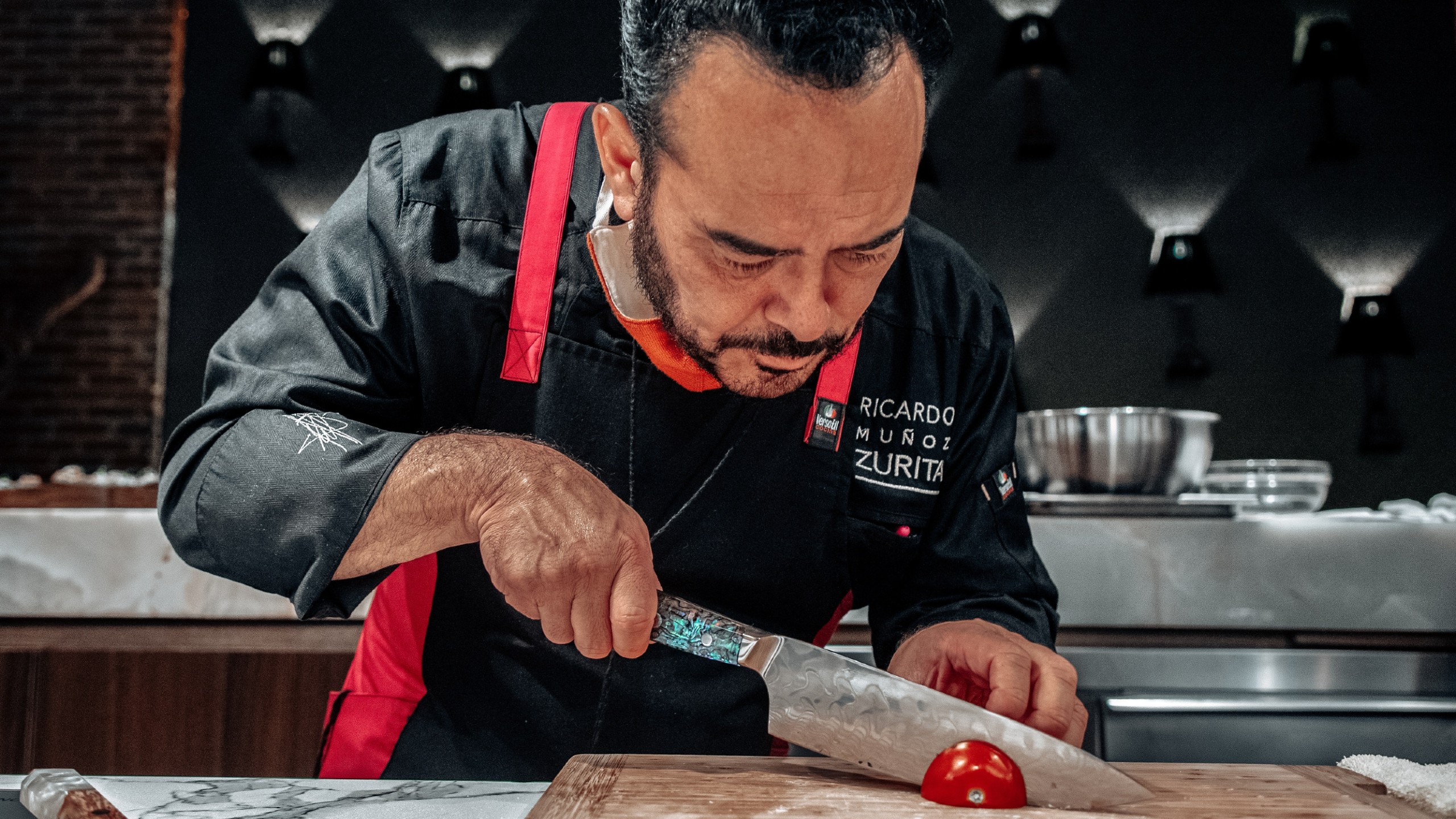 Azul y Oro Polanco, la nueva apertura del chef Ricardo Muñoz Zurita