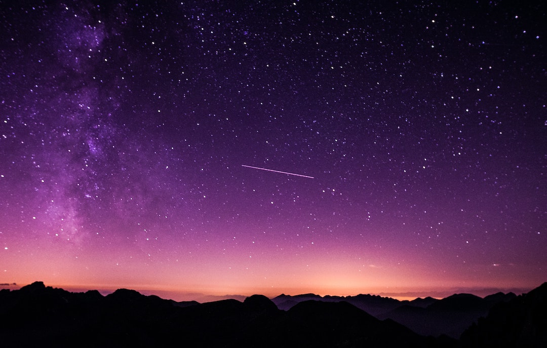 Admira las estrellas acompañado de una copa de vino en el recorrido astroenológico de El Cielo | Foto: Unsplash