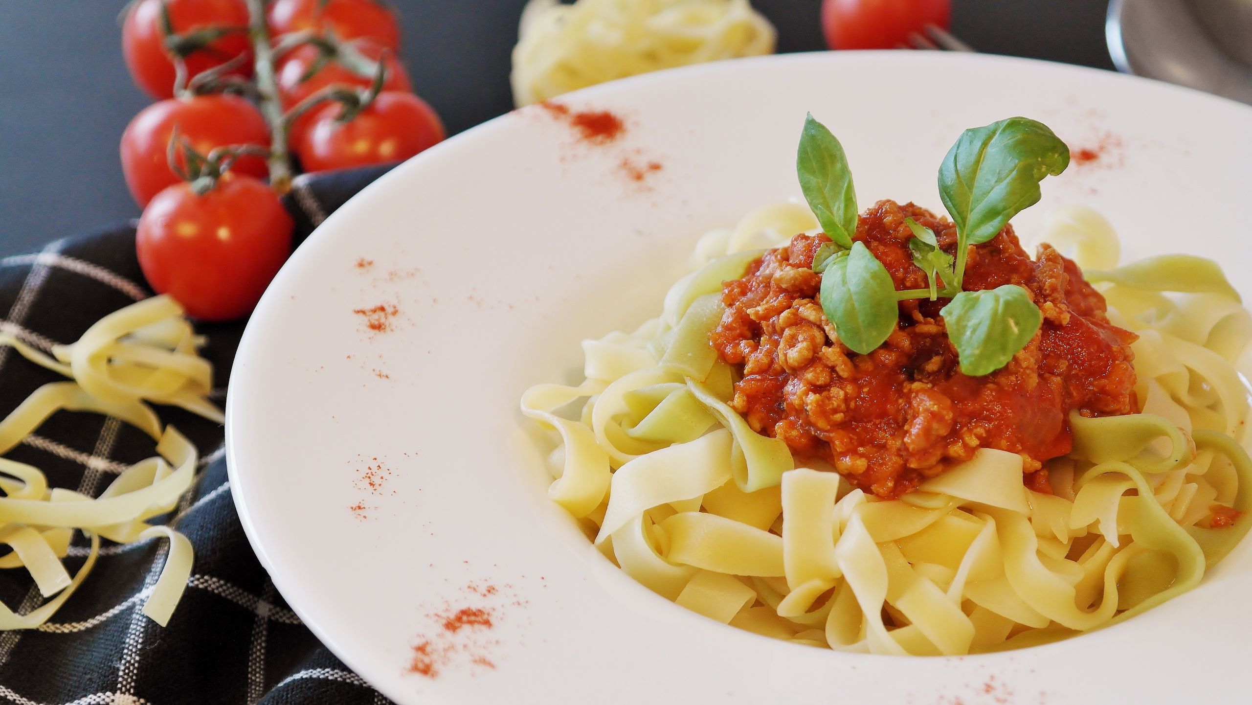¿Cómo hacer una auténtica salsa boloñesa italiana?: la receta fácil